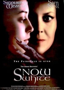 دانلود فیلم Snow White: A Tale of Terror 1997424441-1743431564